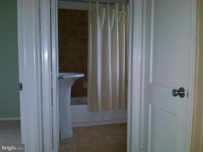 7408 Brightside Avenue Rosedale, MD 21237 - Photo 5 of 8 Bathroom