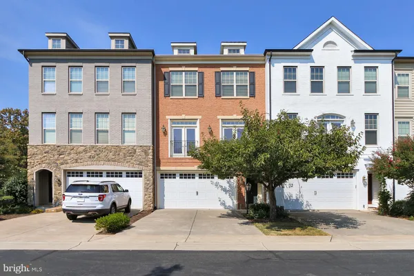 $3,550 | 22219 Falling Terrace, Ashburn, VA 20148