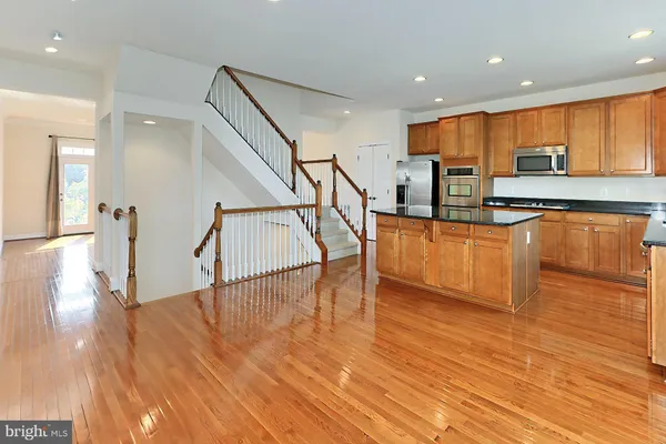 $3,550 | 22219 Falling Terrace, Ashburn, VA 20148