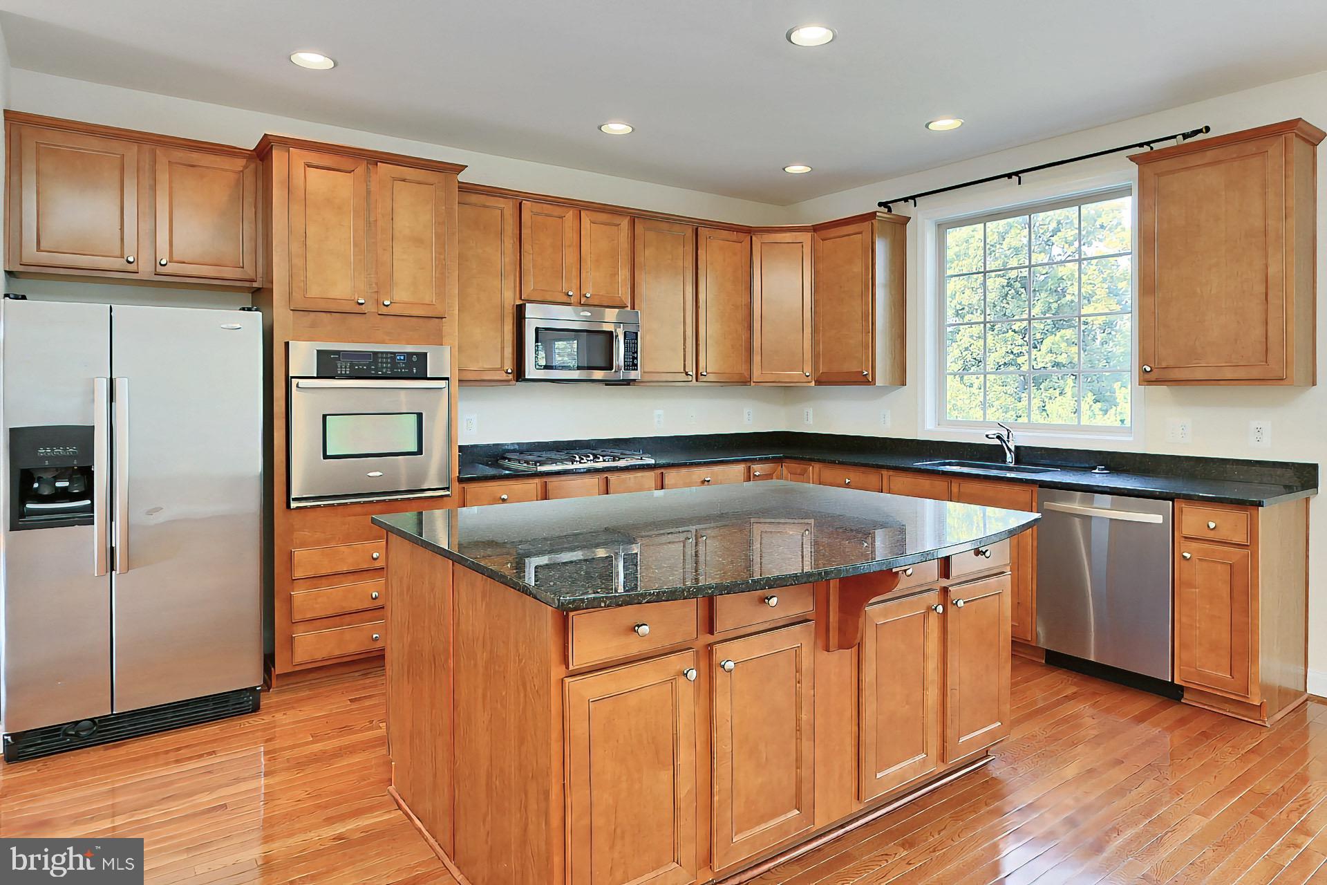 22219 Falling Terrace Ashburn, VA 20148 - Photo 15 of 45