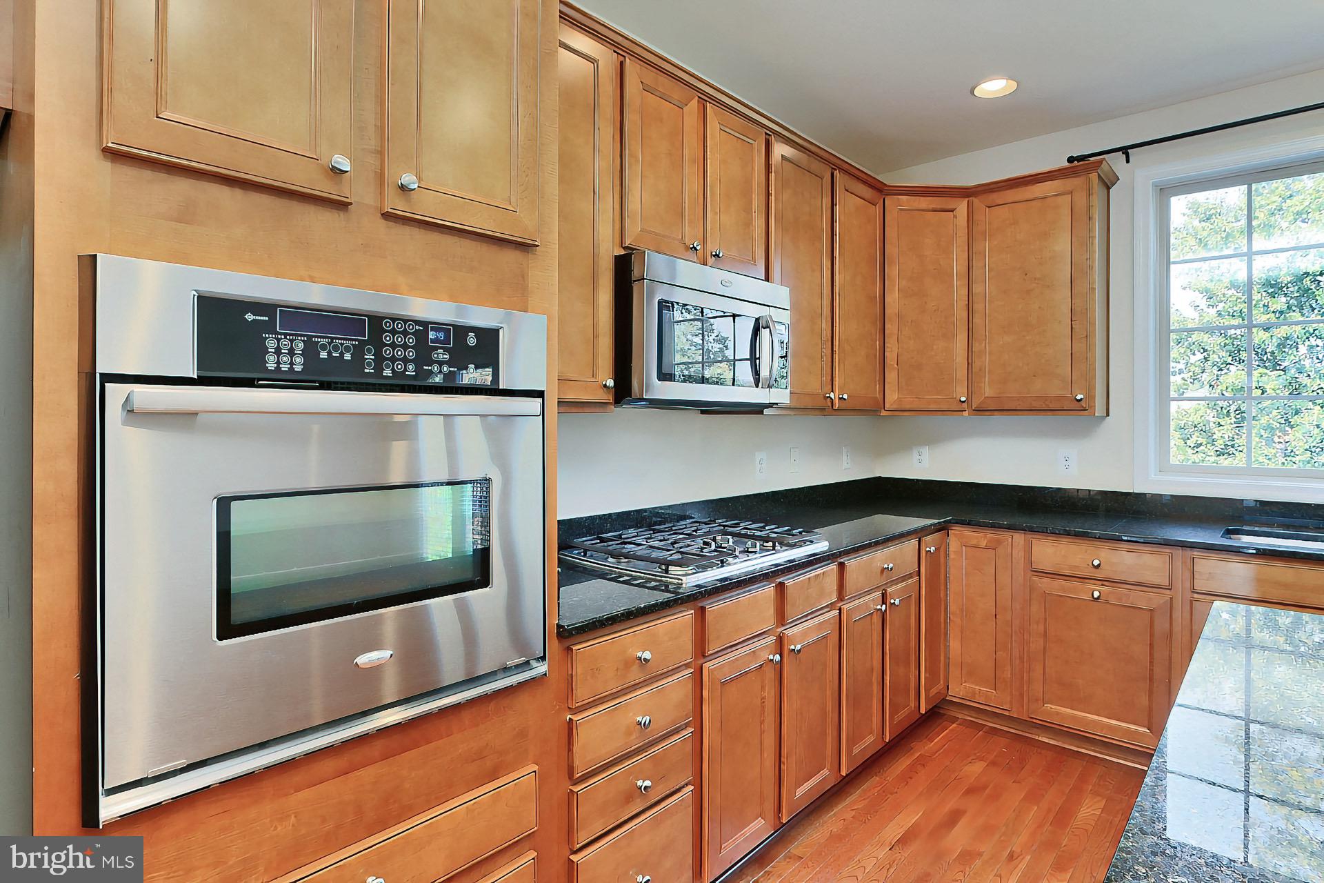 22219 Falling Terrace Ashburn, VA 20148 - Photo 16 of 45