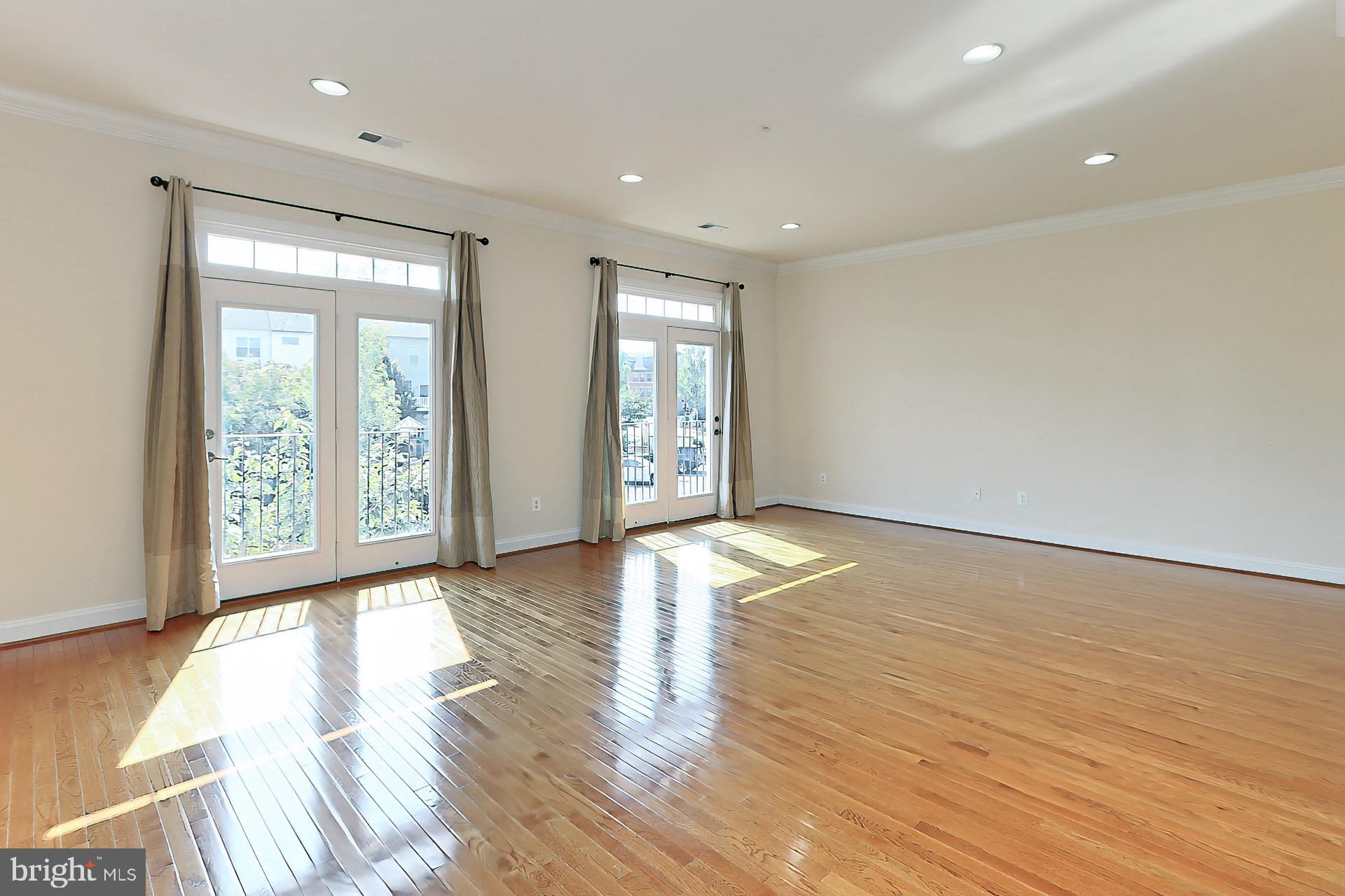 22219 Falling Terrace Ashburn, VA 20148 - Photo 19 of 45