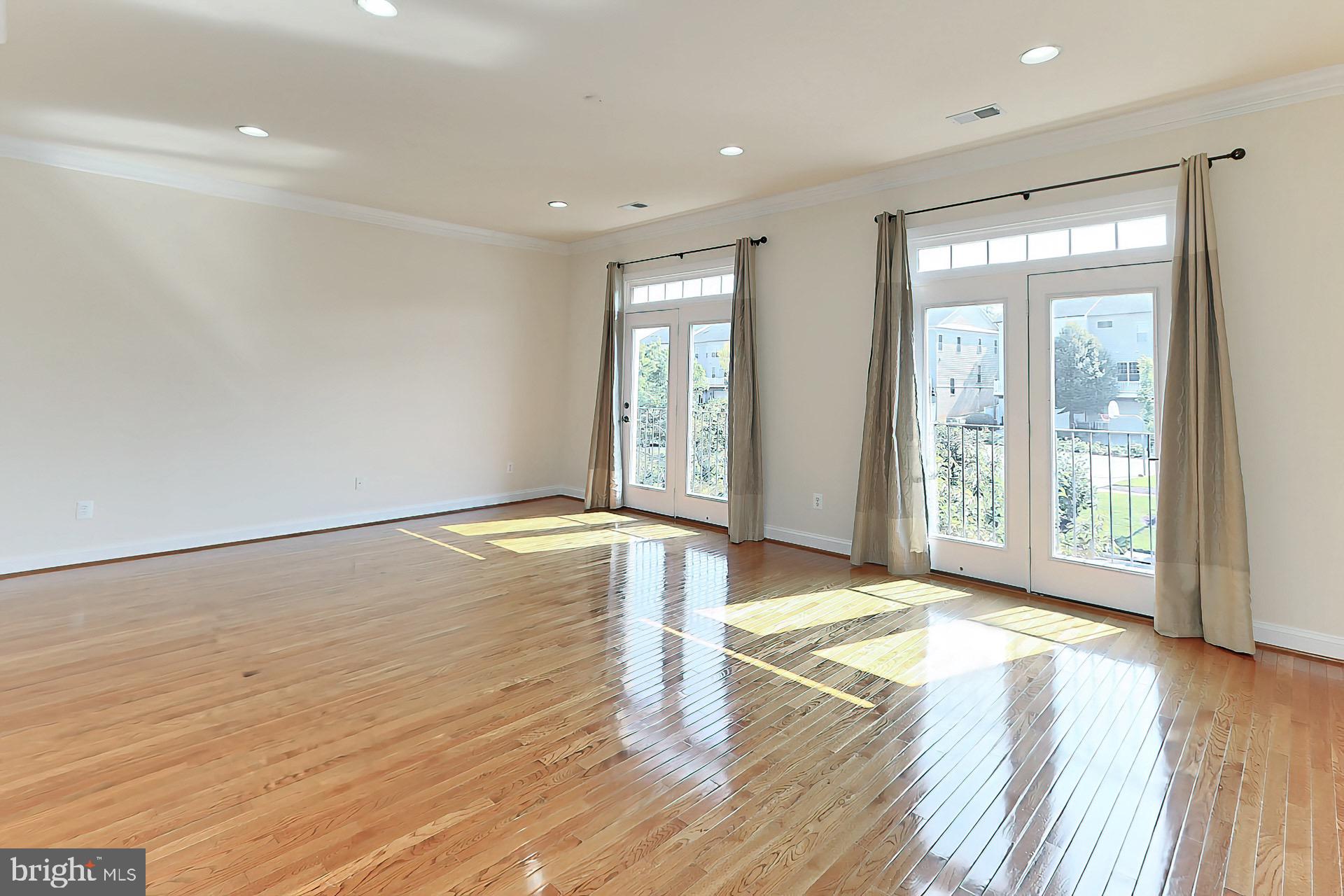 22219 Falling Terrace Ashburn, VA 20148 - Photo 22 of 45