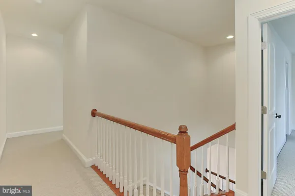 $3,550 | 22219 Falling Terrace, Ashburn, VA 20148