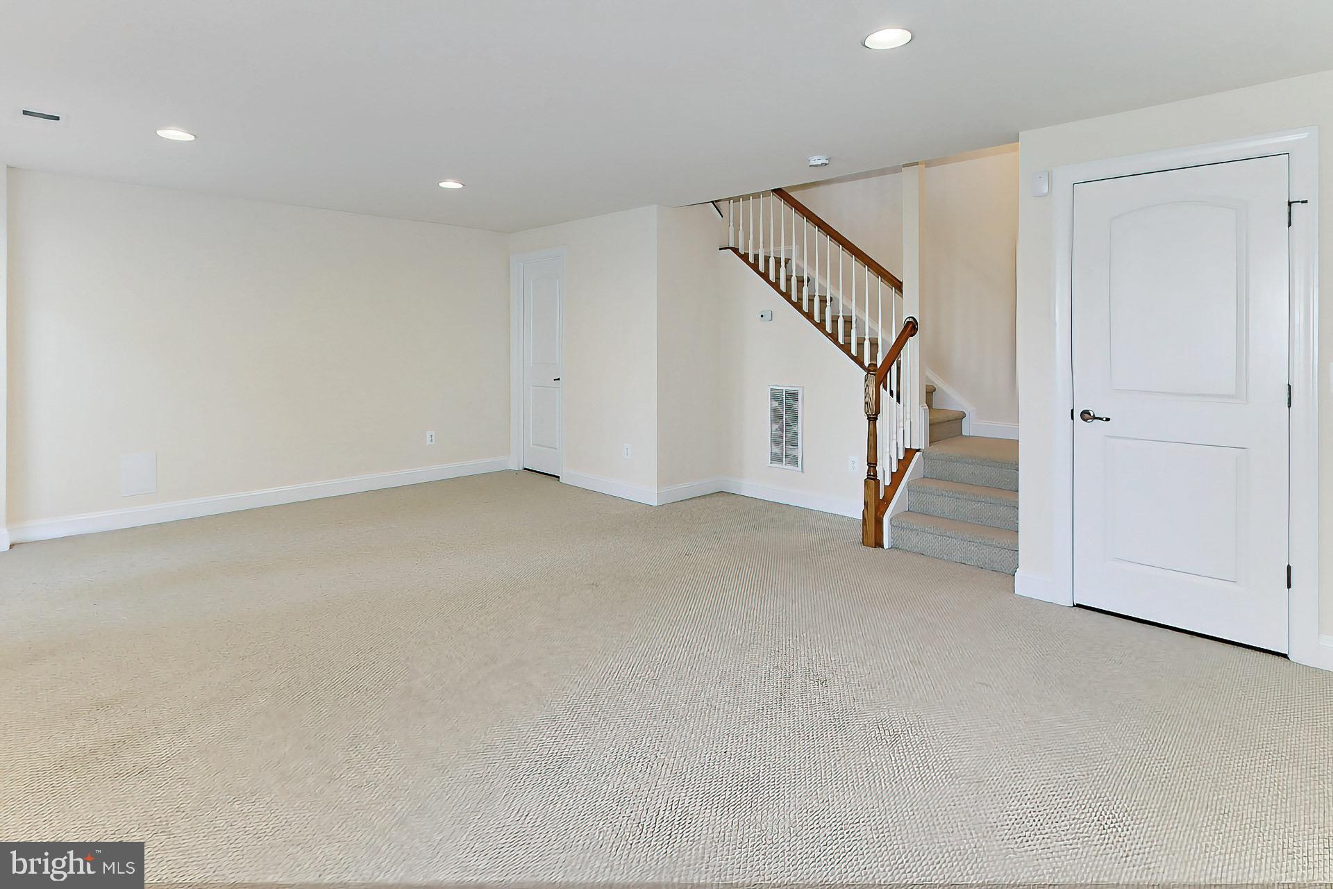 22219 Falling Terrace Ashburn, VA 20148 - Photo 36 of 45