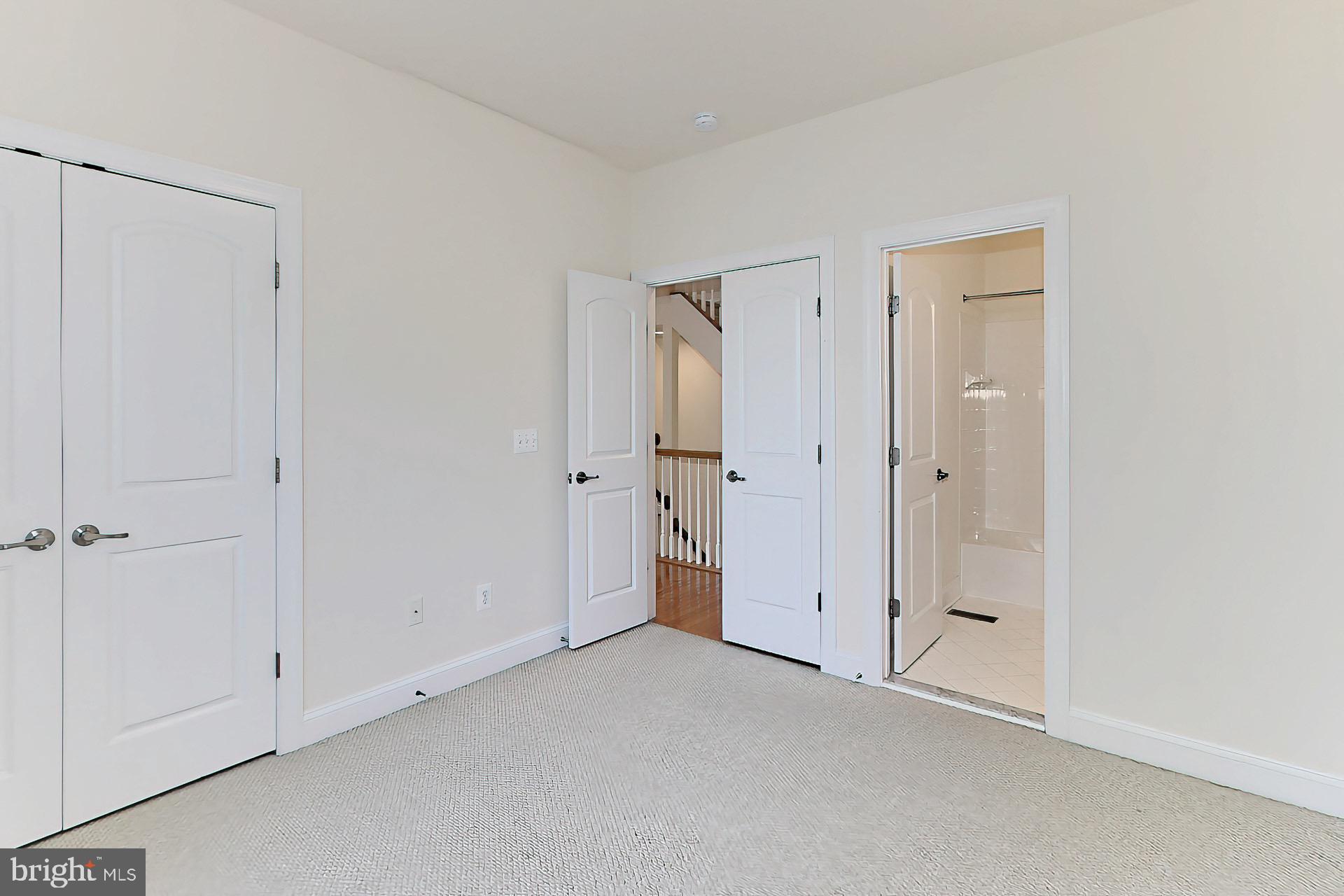 22219 Falling Terrace Ashburn, VA 20148 - Photo 9 of 45