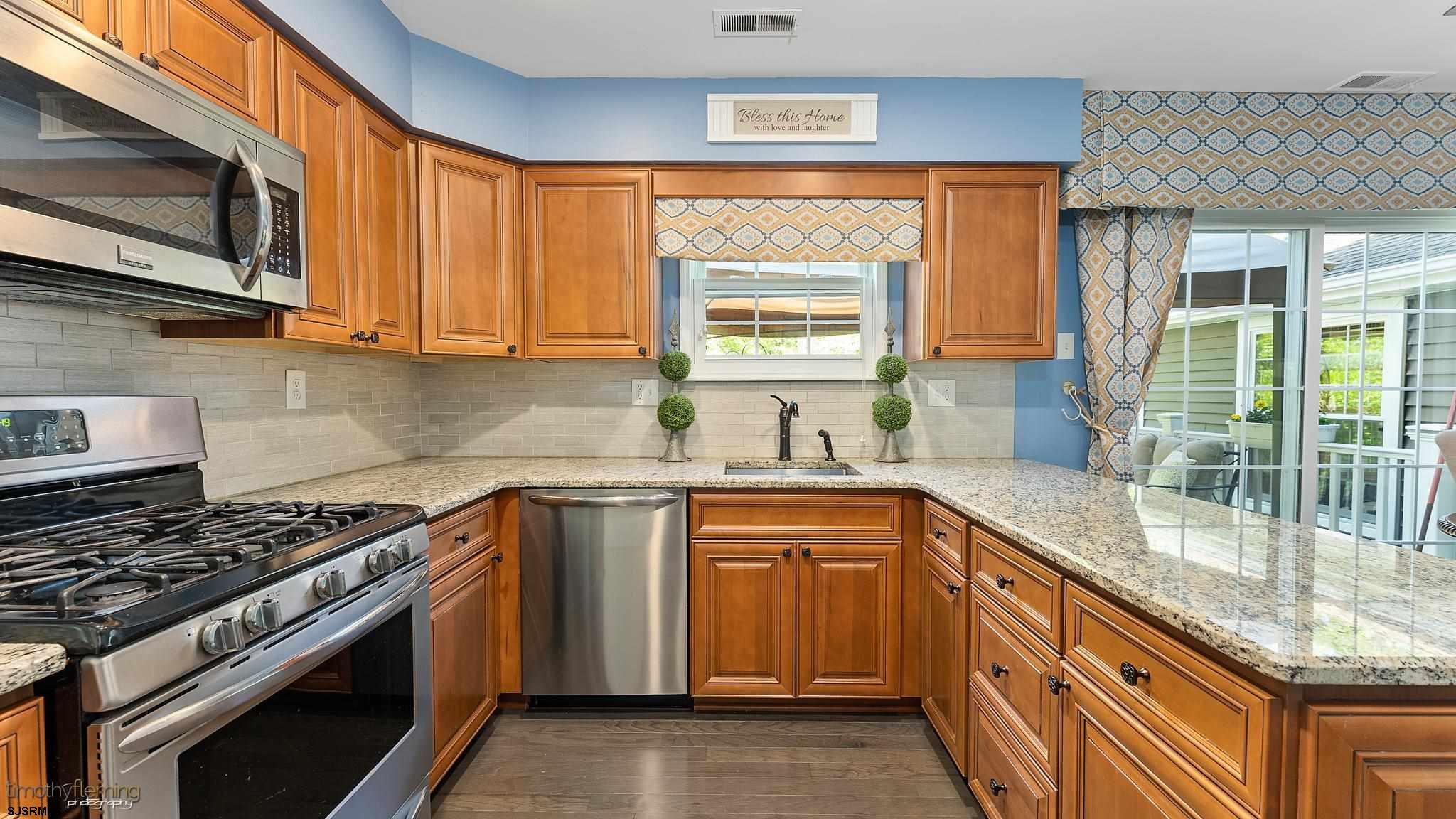 9 Inlet Terrace Ocean View, NJ 08230 - Photo 9 of 25 Gallery Image 9