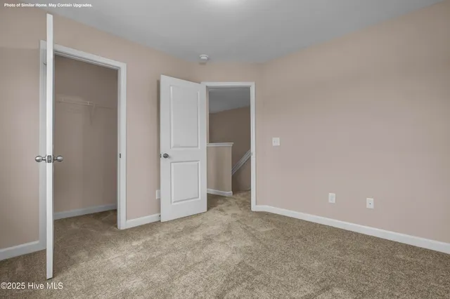 $370,900 | 913 Wild Azalea Way, Hubert, NC 28539