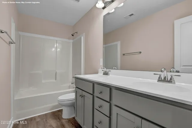 $370,900 | 913 Wild Azalea Way, Hubert, NC 28539