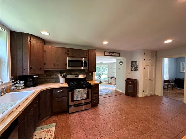 $350,000 | 438 County Highway, Oneonta, NY 13820