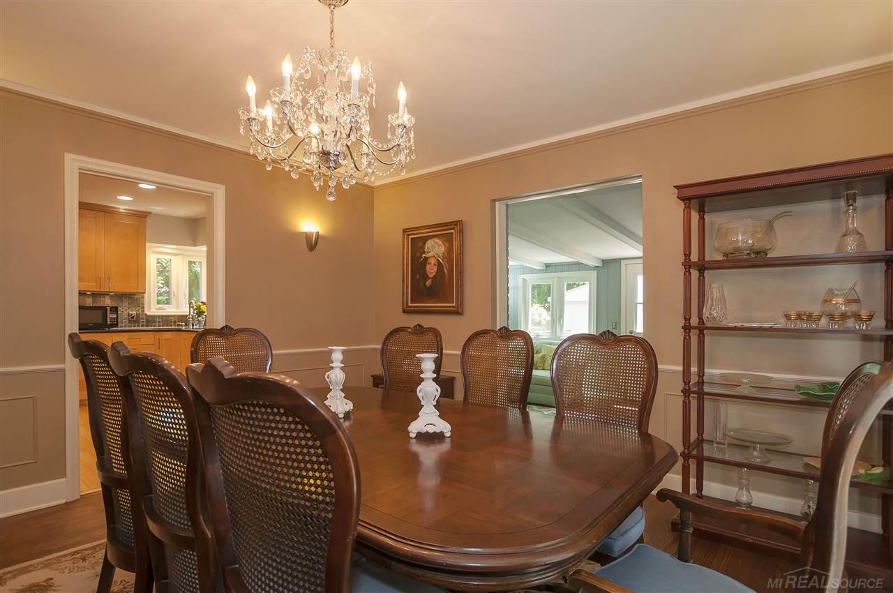 323 Moran Road Grosse Pointe Farms, MI 48236 - Photo 11 of 33