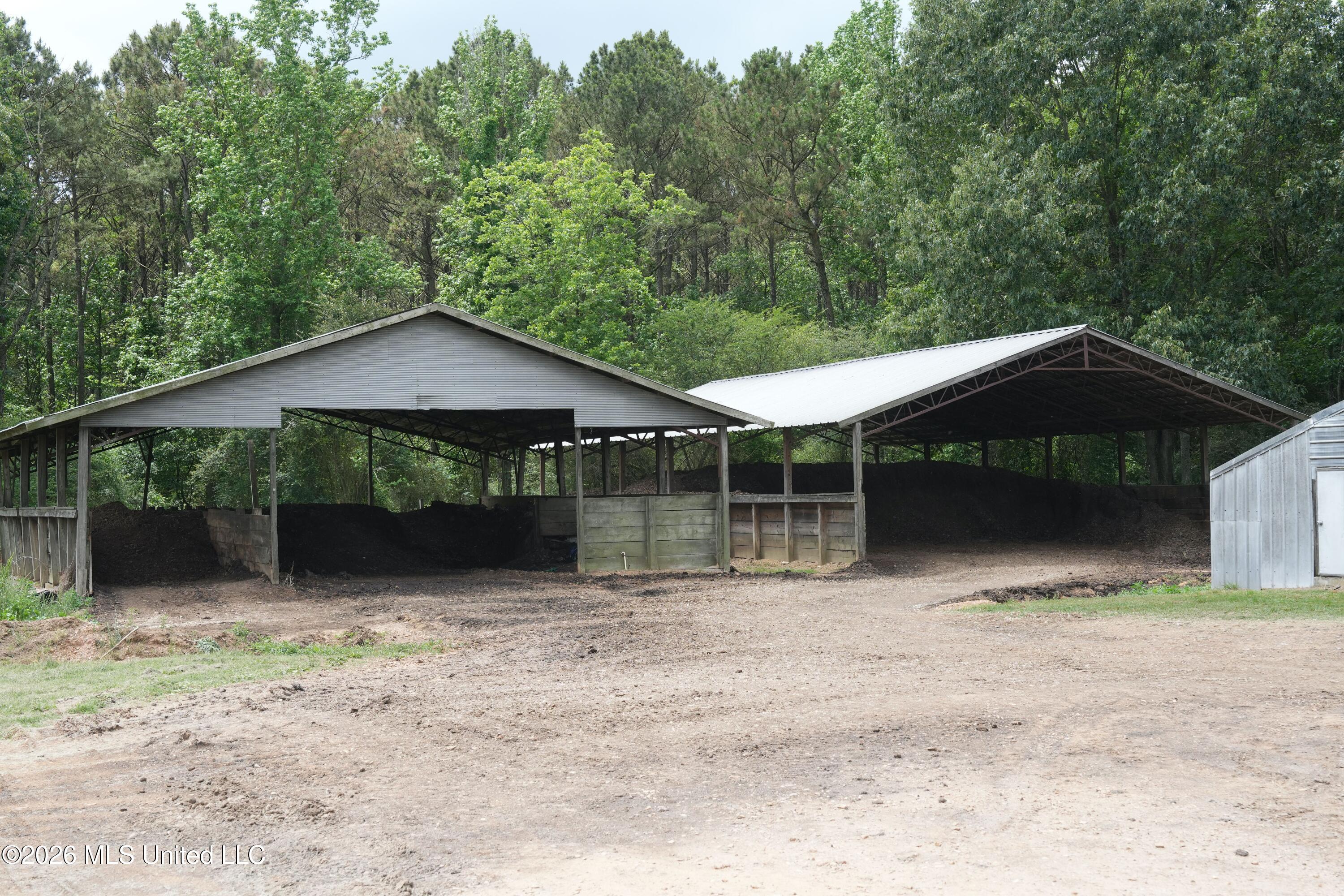 6620 Adams Road Smithdale, MS 39664 - Photo 30 of 37 DSC02213