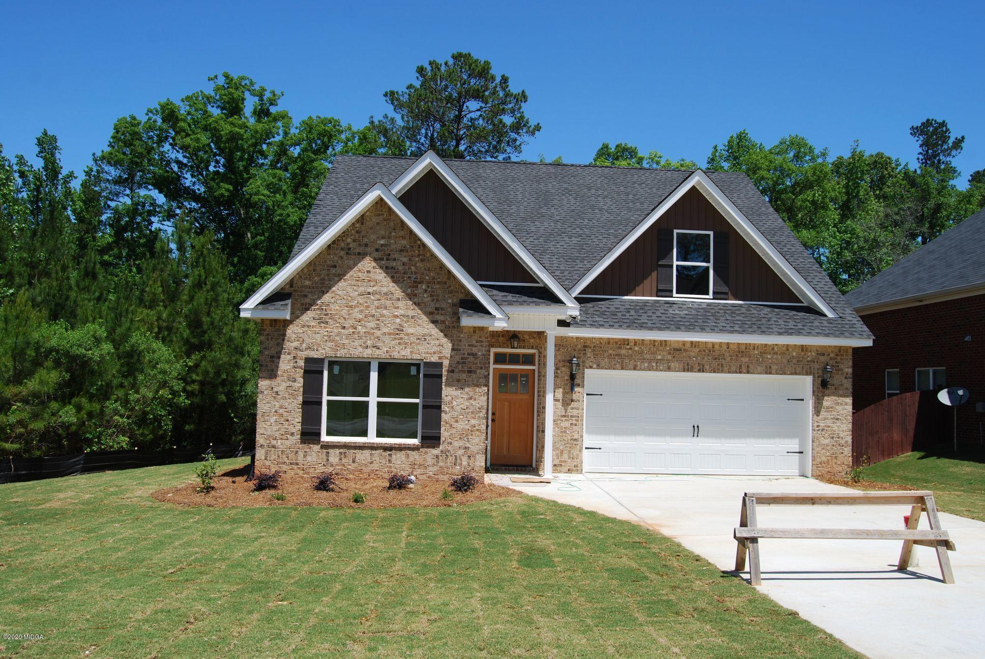 1052 Brookford Road Macon, GA 31210 - Photo 1 of 17 DSC_0001