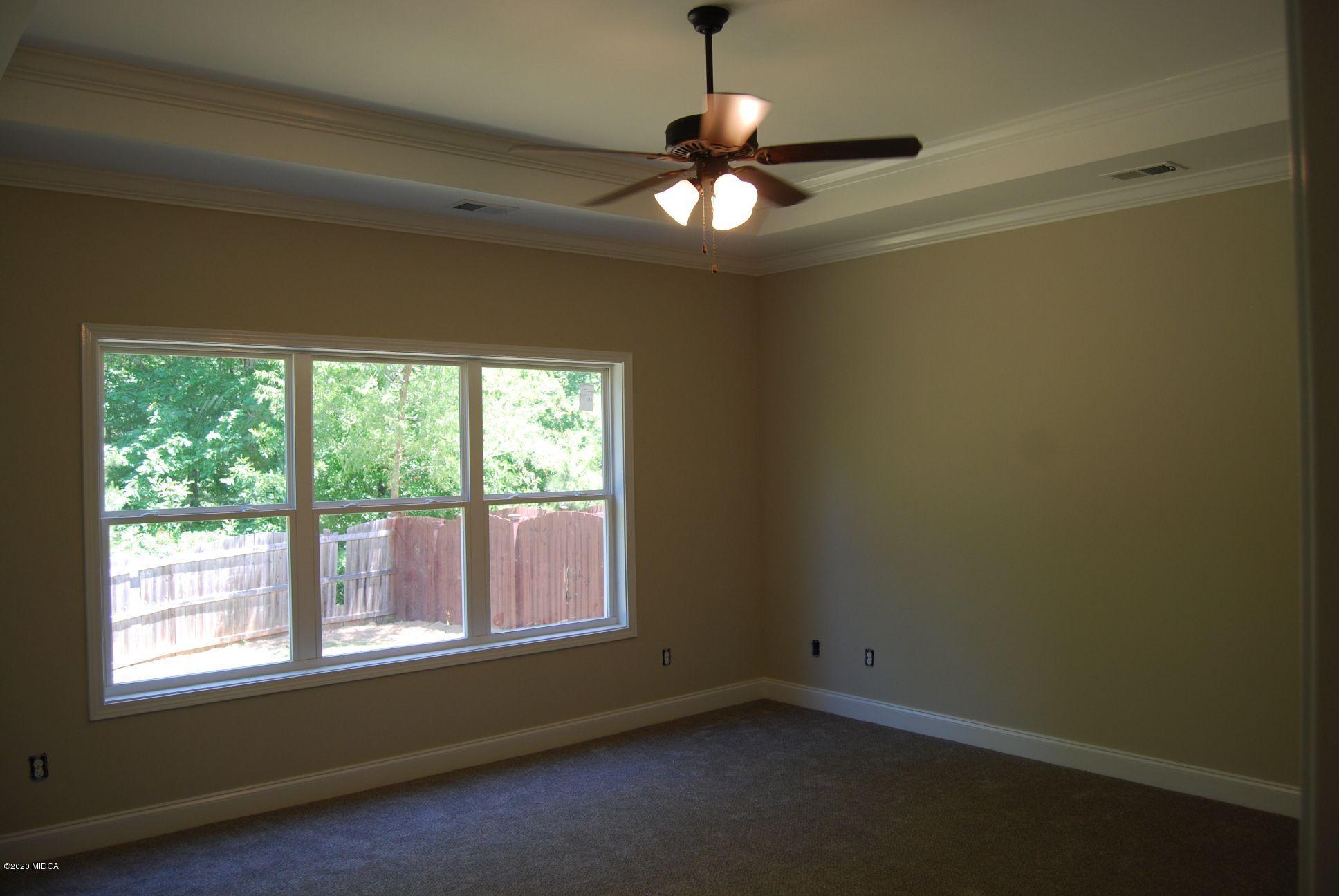 1052 Brookford Road Macon, GA 31210 - Photo 7 of 17 DSC_0009