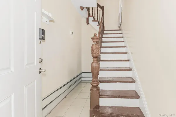 $969,000 | 3043 Bailey Avenue | Kingsbridge Heights