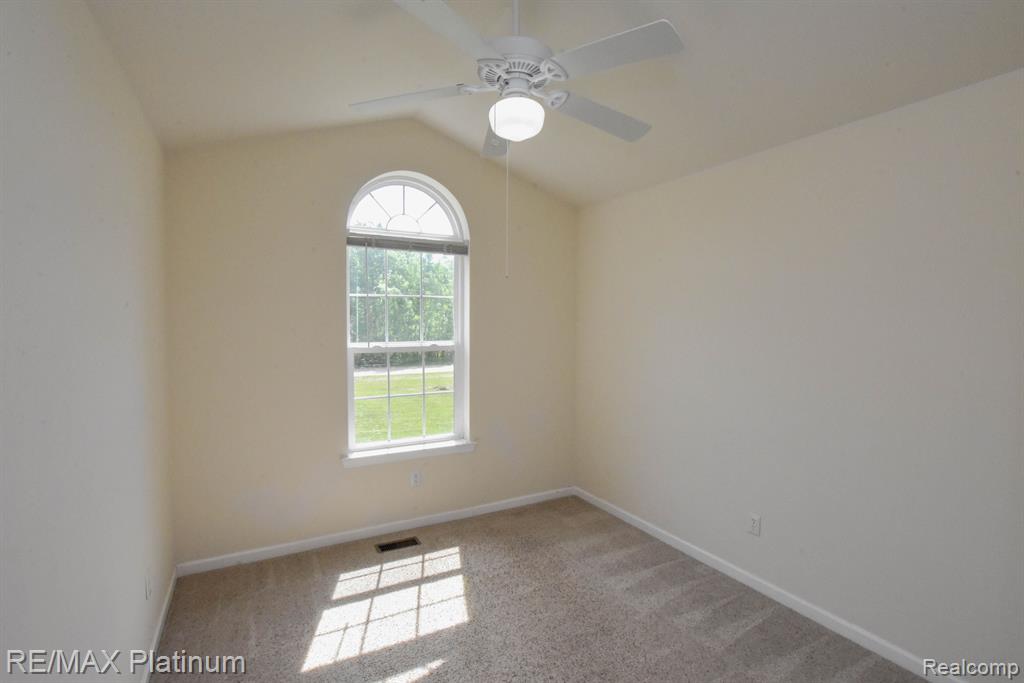 977 Kenneth Court Howell, MI 48843 - Photo 23 of 40 Gallery Image 23