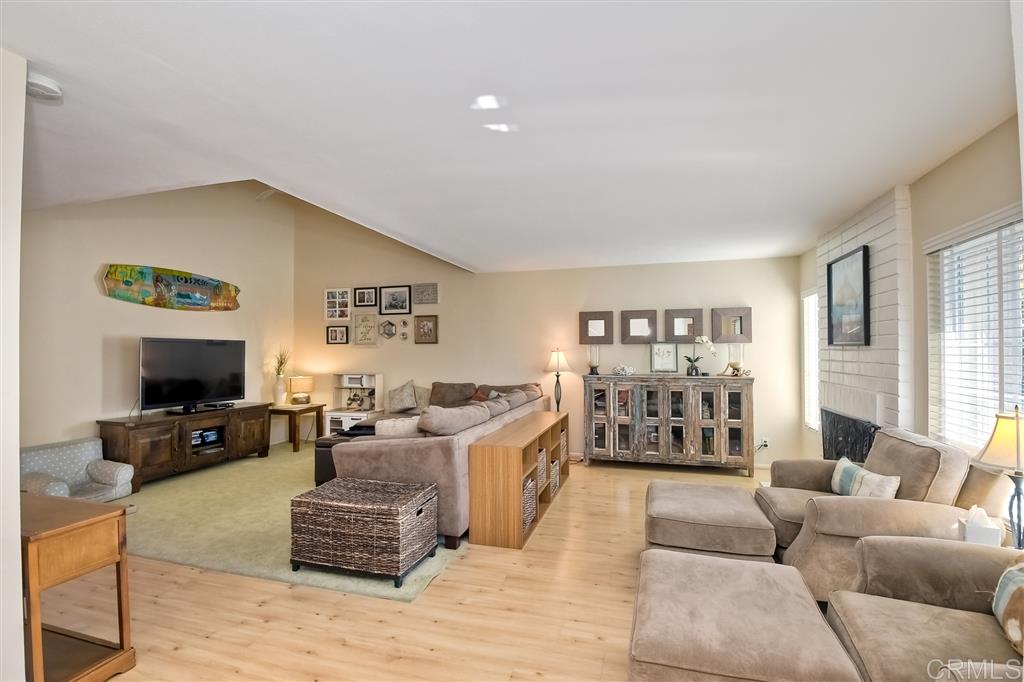 1991 Azure Way Encinitas, CA 92024 - Photo 5 of 25