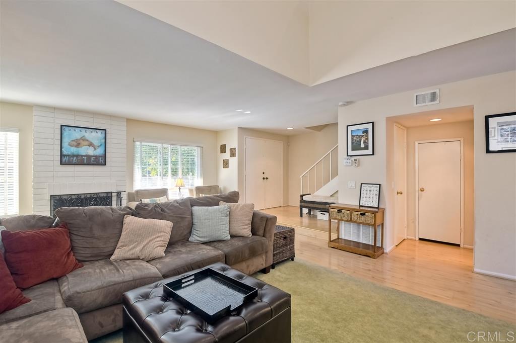 1991 Azure Way Encinitas, CA 92024 - Photo 7 of 25