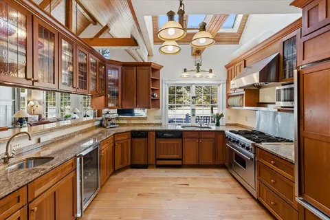 $2,195,000 | 61 Airpark Drive, East Falmouth, MA 02536