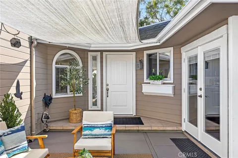 a house view with a outdoor space