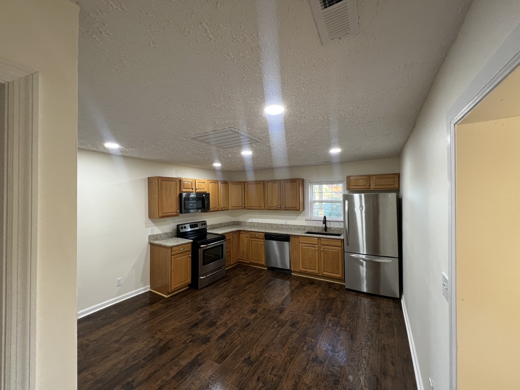 1532 Red Boiling Springs Road Lafayette, TN 37083 - Photo 6 of 14