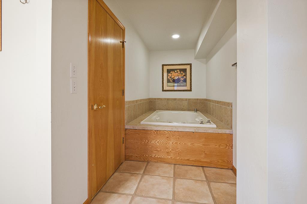 7580 Meadow Ridge Road, Unit A2 Egg Harbor, WI 54209 - Photo 11 of 15