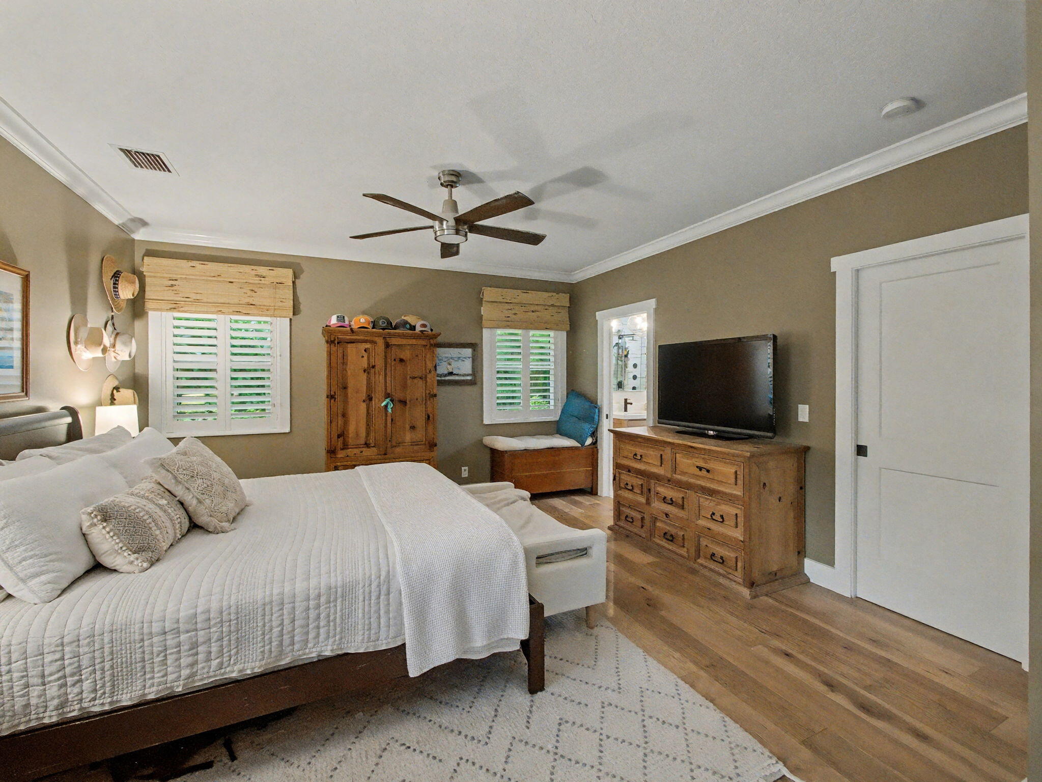 8121 Southeast Orchard Terrace Hobe Sound, FL 33455 - Photo 20 of 37 14-web-or-mls-038