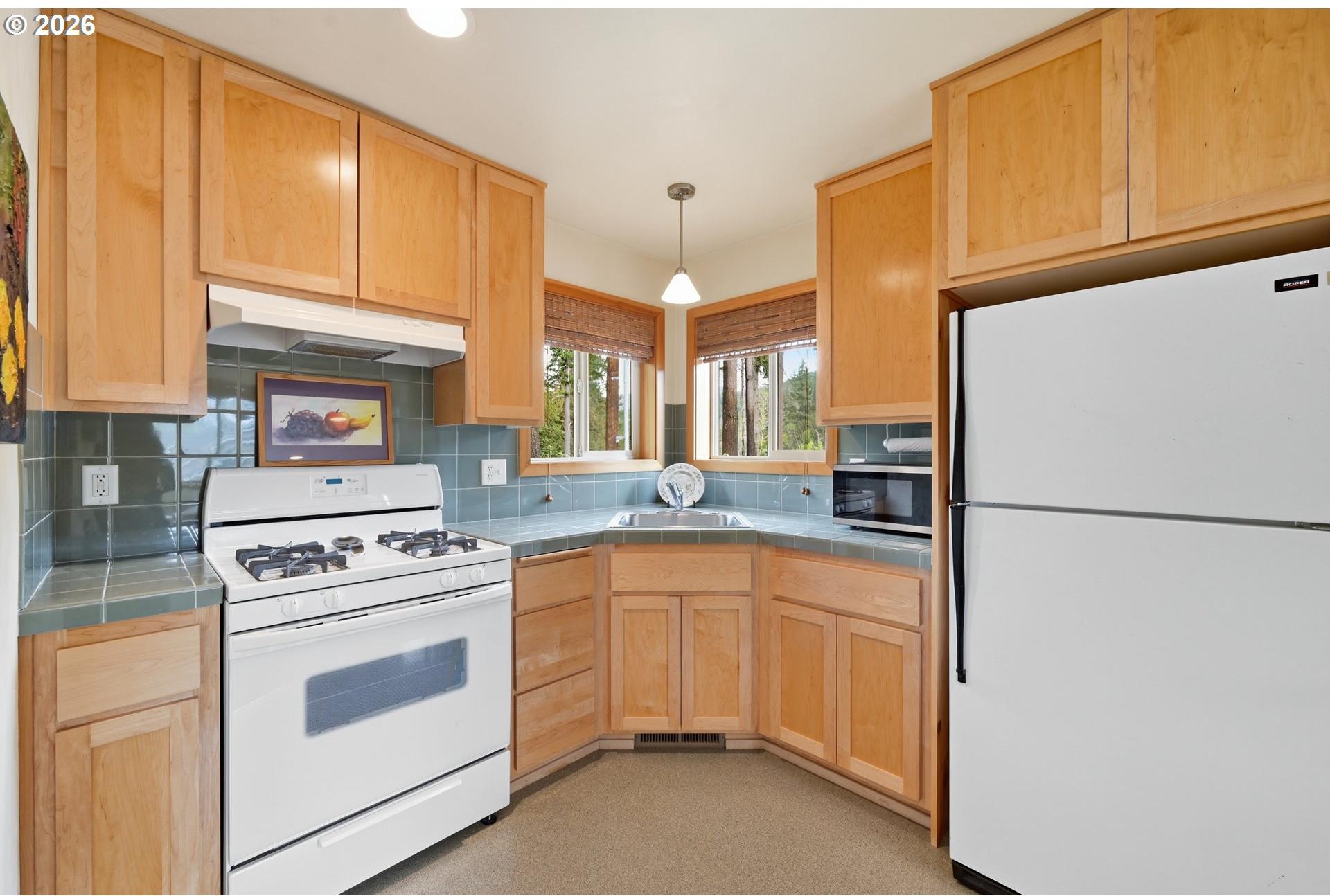 46151 Goodpasture Road Vida, OR 97488 - Photo 36 of 48 Gallery Image 36