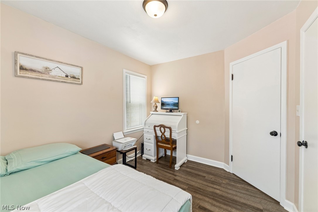 29306 Oakdale Road Willowick, OH 44095 - Photo 11 of 37