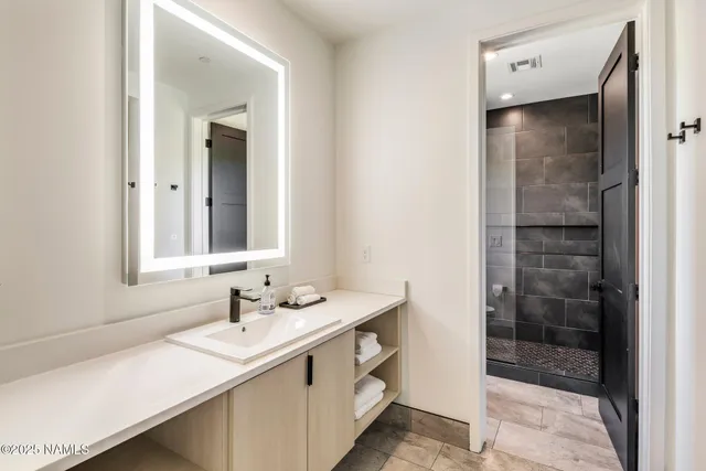 $8,250,000 | 10299 East White Feather Lane, Scottsdale, AZ 85262