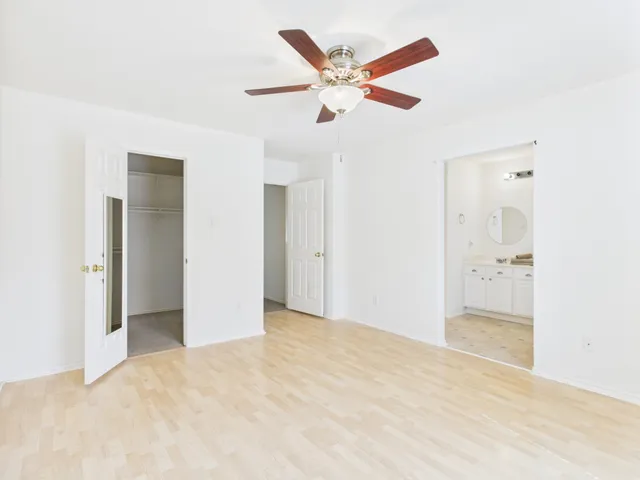 $289,000 | 8010 Fox Street, Baytown, TX 77523