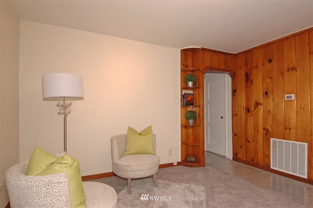 686 Camas Avenue Northeast Renton, WA 98056 - Photo 10 of 17 Gallery Image 10