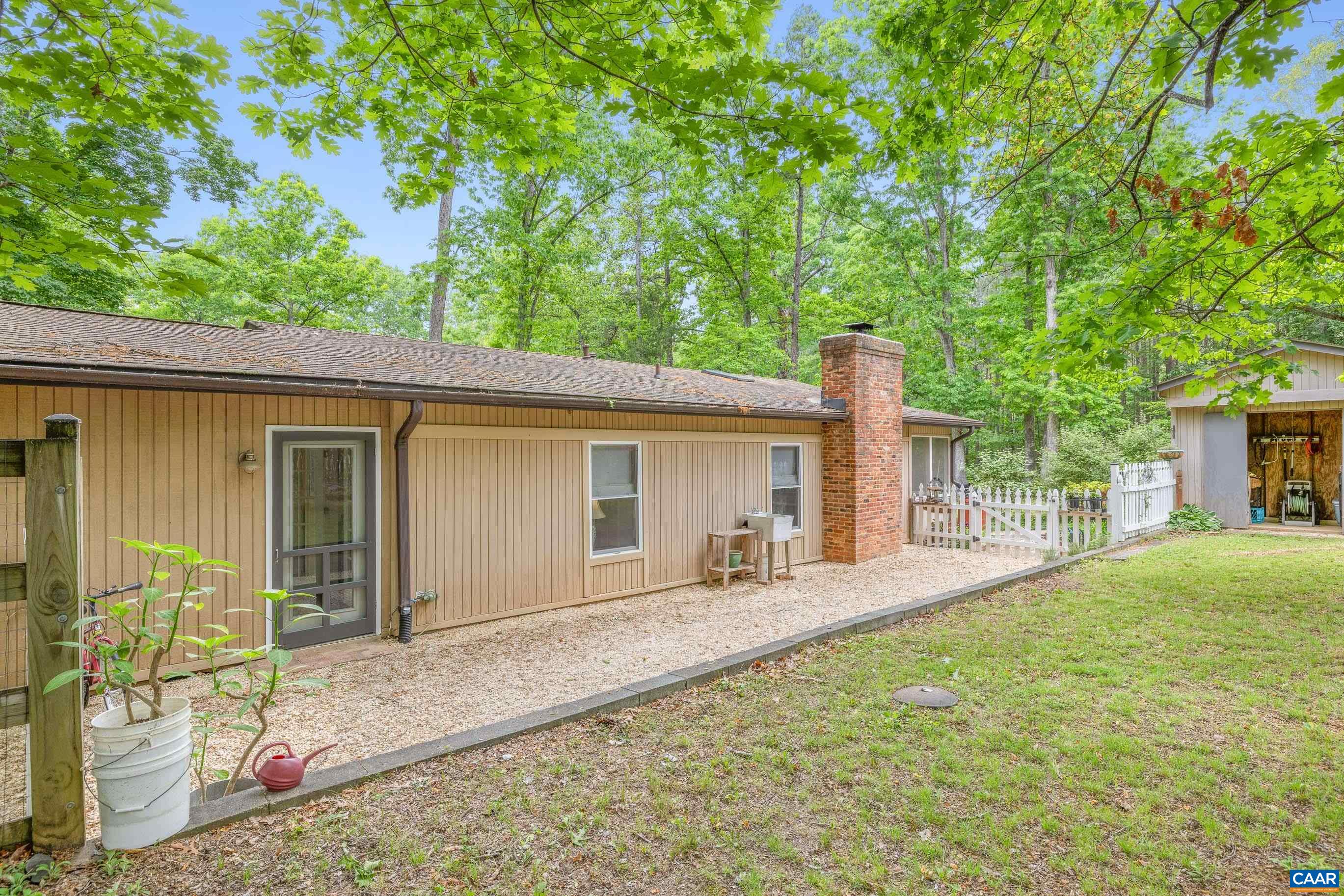 9 Glen Burnie Road Palmyra, VA 22963 - Photo 7 of 45
