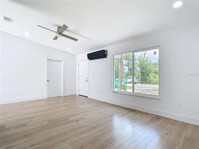 $2,100 | 7341 Hart Street, Englewood, FL 34224