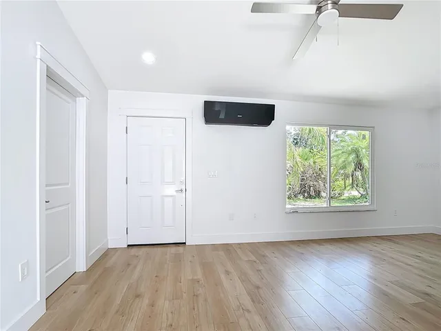 $2,100 | 7341 Hart Street, Englewood, FL 34224