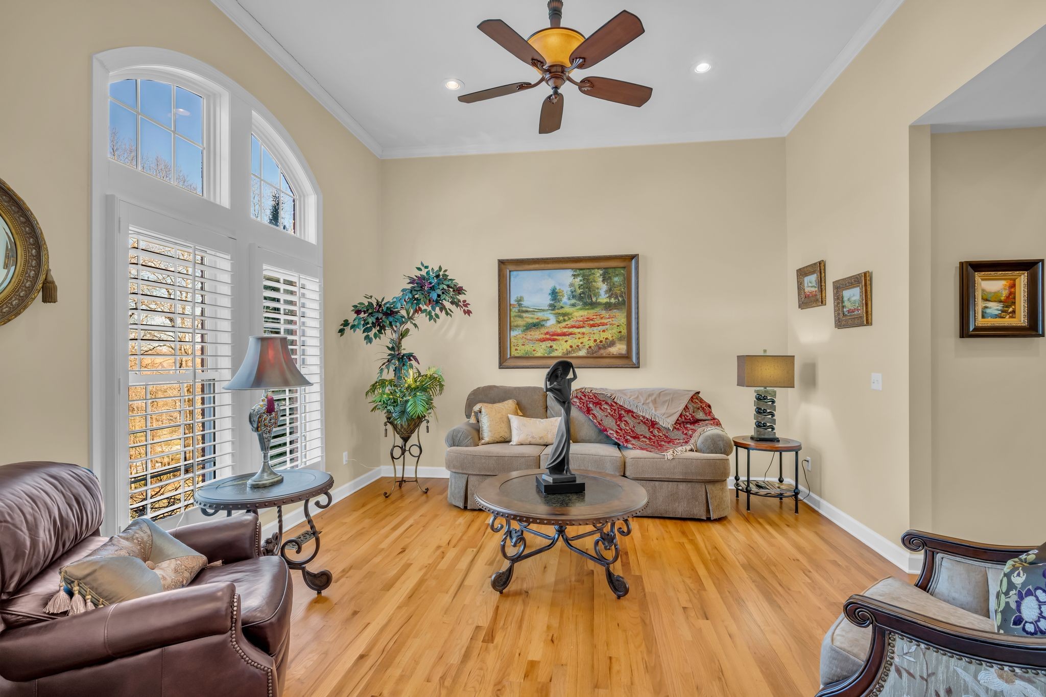 1270 Meeks Cemetery Road Burns, TN 37029 - Photo 8 of 44 a living room with furniture and a wooden floor