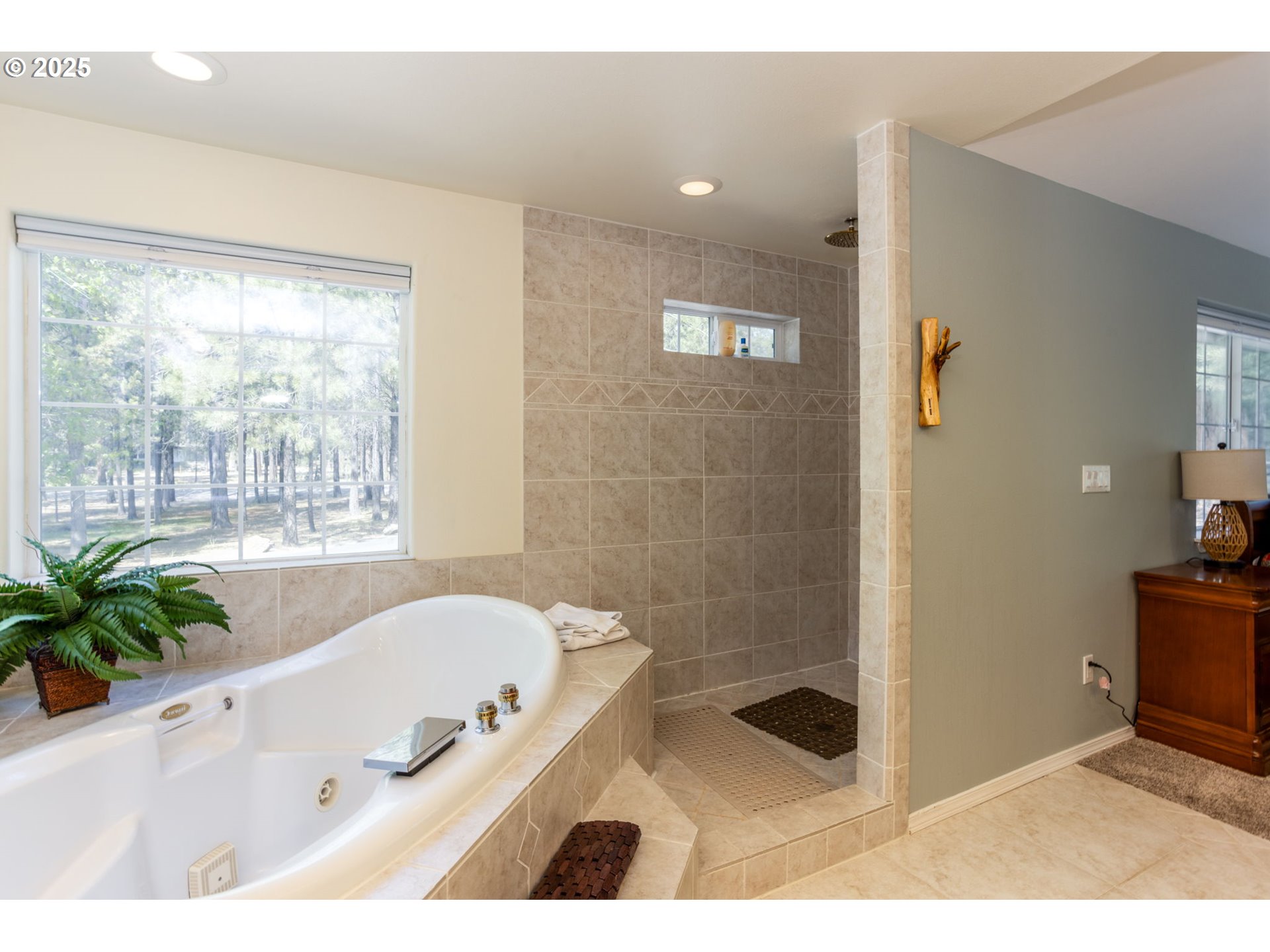52160 Foxtail Road La Pine, OR 97739 - Photo 13 of 40 Gallery Image 13