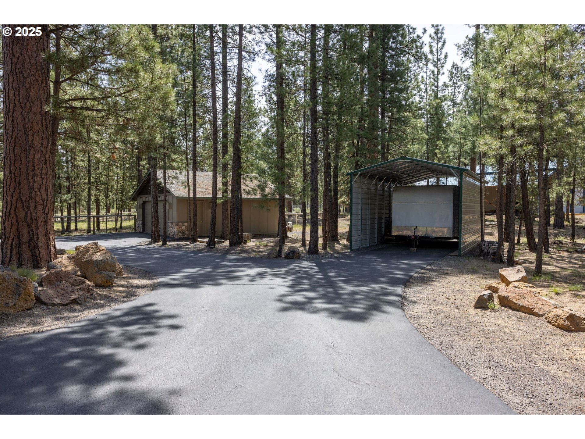 52160 Foxtail Road La Pine, OR 97739 - Photo 22 of 40 Gallery Image 22