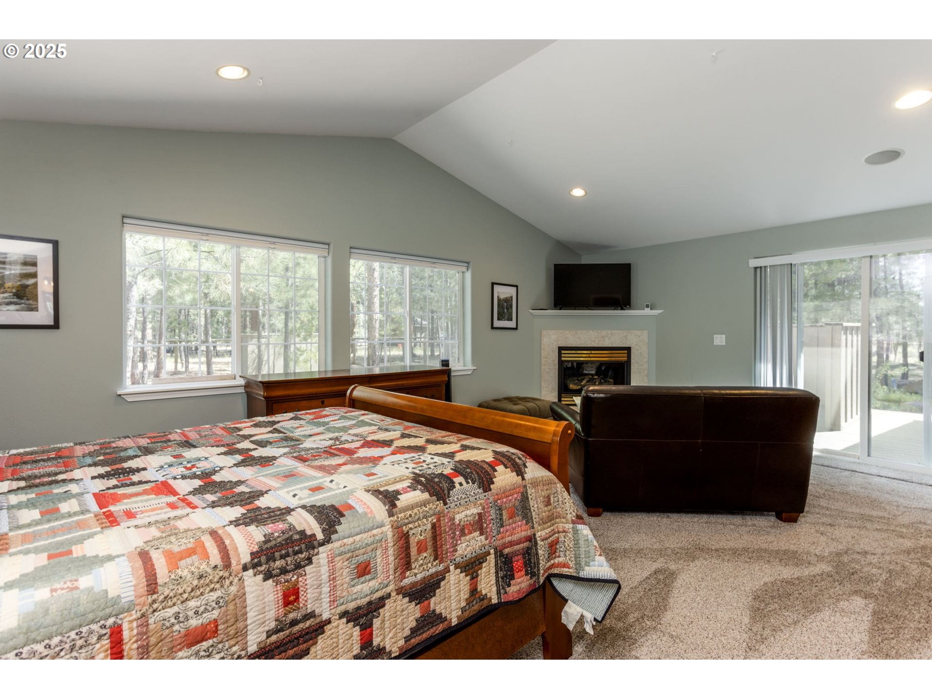 52160 Foxtail Road La Pine, OR 97739 - Photo 10 of 40 Gallery Image 10