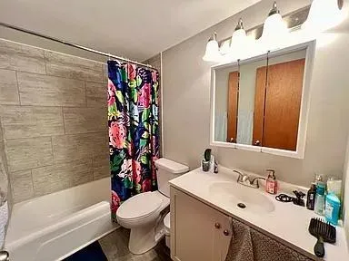 $1,245 | 553 Lemon Street North, Unit 7, Hudson, WI 54016