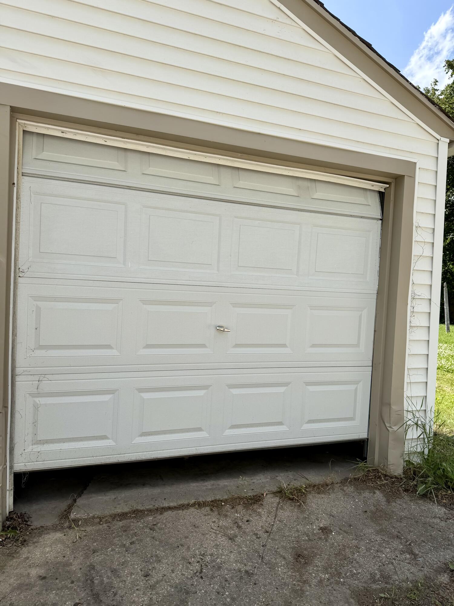 4656 North 21st Street Milwaukee, WI 53209 - Photo 6 of 20 alley entrance