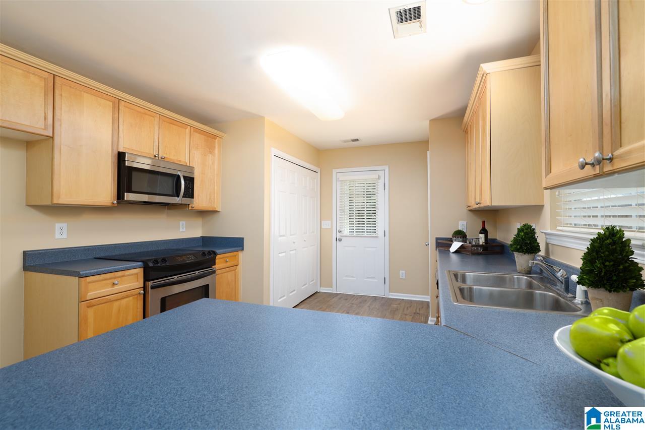 4000 Forest Lakes Road Sterrett, AL 35147 - Photo 12 of 21