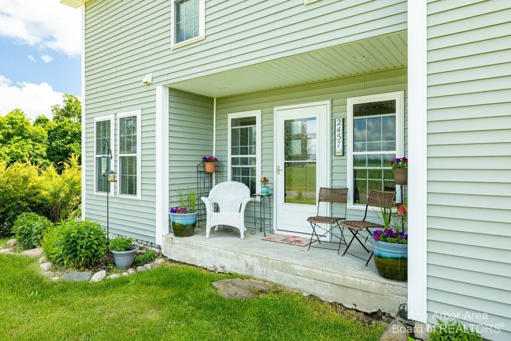 2457 Brogan Road Stockbridge, MI 49285 - Photo 5 of 77 Photo 5