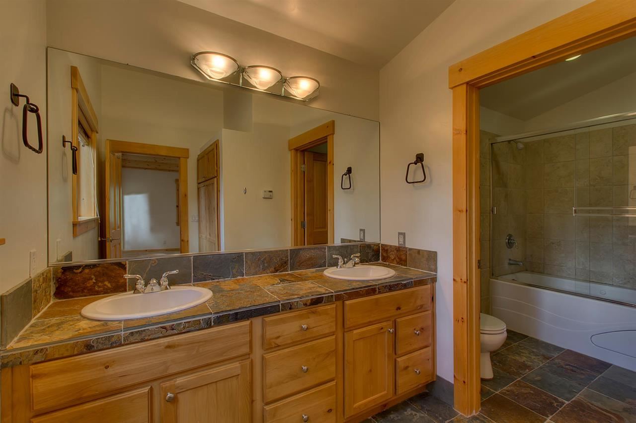 10541 Red Fir Road Truckee, CA 96161 - Photo 9 of 14 Gallery Image 9