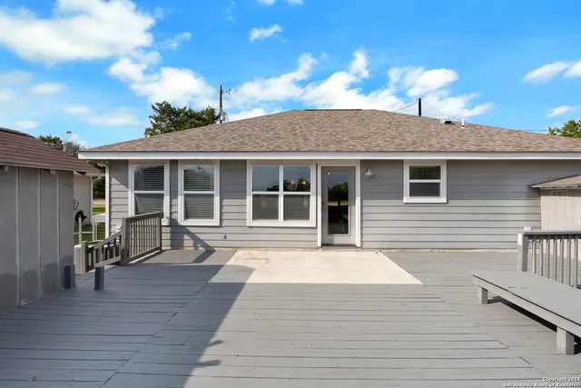 $290,000 | 1302 Echo Meadow Lane, Spring Branch, TX 78070