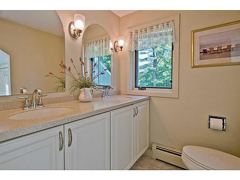 217 Bluff Road, Unit 10 Yarmouth, ME 04096 - Photo 14 of 21 Bathroom.