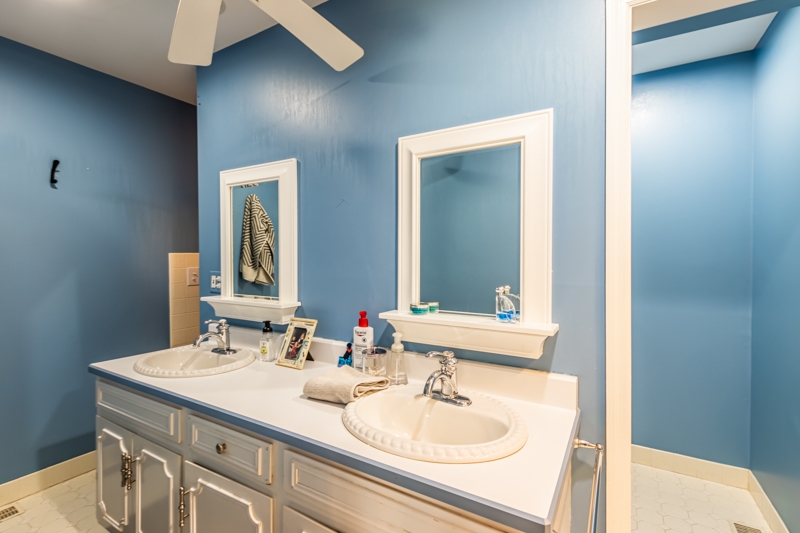 106 East Northgate Road Peoria, IL 61614 - Photo 25 of 41 Gallery Image 25