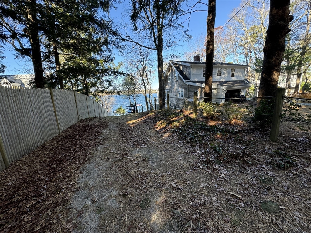 60 Richards Lane Barnstable, MA 02632 - Photo 9 of 22