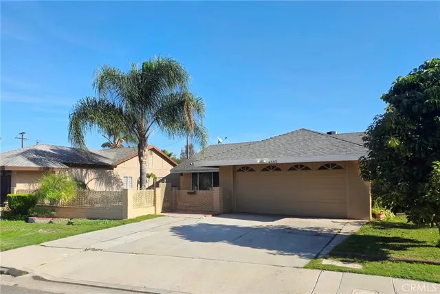$2,895 | 4865 Harold Street, Riverside, CA 92503
