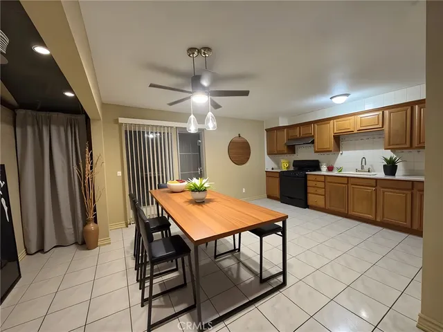 $2,895 | 4865 Harold Street, Riverside, CA 92503